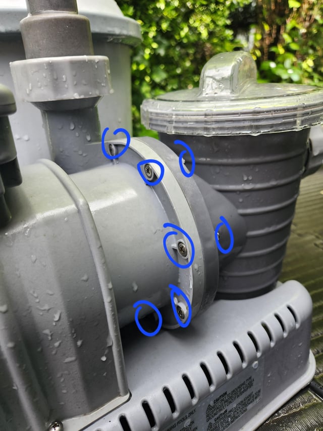 bestway sand filter leaking from top
